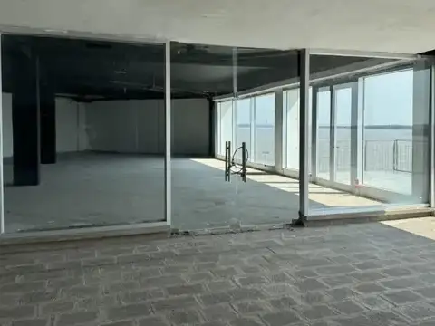 Venta | Local comercial 250 M2 - Av. Carballo 100 - Puerto Norte Rosario