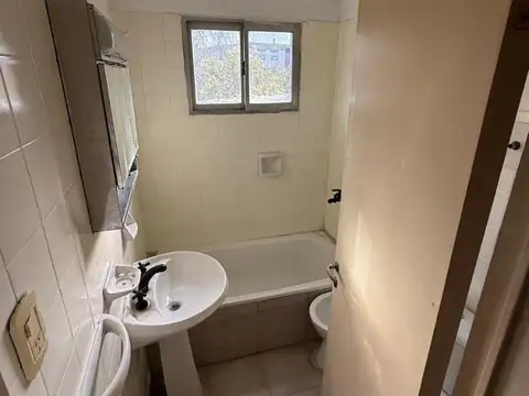 DEPARTAMENTO EN ALQUILER - COMPLEJO PETROLEROS