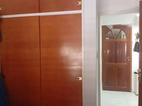 Depto Tipo Casa en Venta 40 años