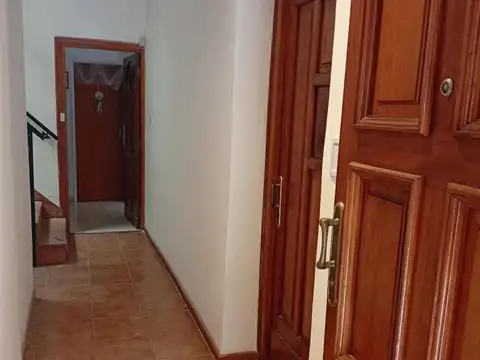 Depto Tipo Casa 3 ambientes con 3 baños
