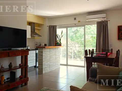 Departamento 2 amb en alquiler en Los Naranjos