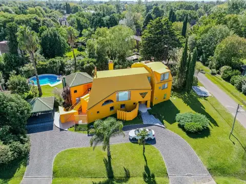 Casa en Alquiler de 5 dormitorios