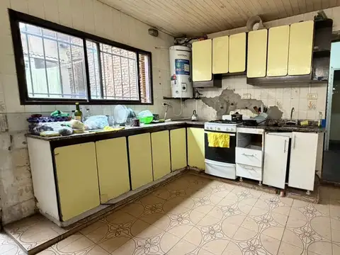 Depto Tipo Casa en Venta de 5 ambientes