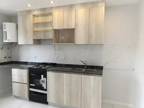 Departamento en Alquiler en Santos Lugares, $ 695.000