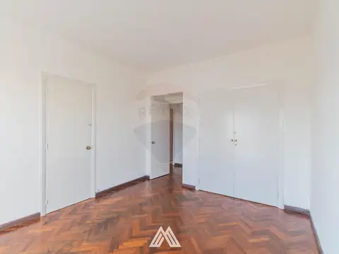 Departamento 5 ambientes con 2 baños