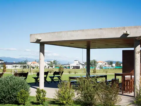 Terreno en Venta en Praderas De San Lorenzo, USD 200.000