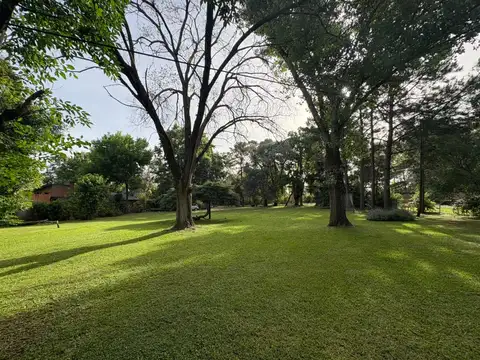 2 Lotes con Quincho en Barrio Las Lomadas, Alto Los Cardales