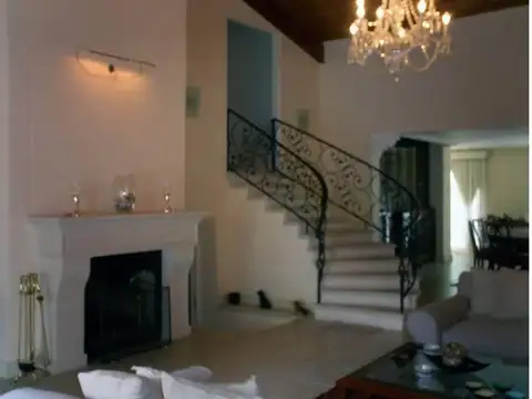 Casa en Venta en Martínez Libertador / Río, USD 750.000