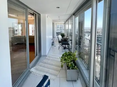 Departamento en Alquiler con 1 cocheras