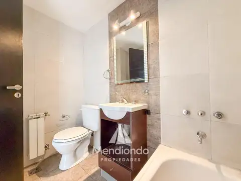Departamento en Alquiler con 1 cochera