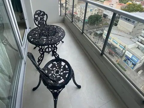Avenida Adolfo Alsina 700
