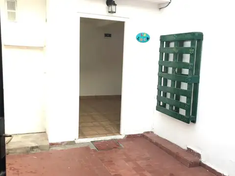 Depto Tipo Casa en Alquiler de 2 ambientes