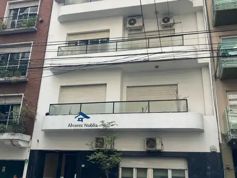 A metros del Alto Palermo y Av. Santa Fe