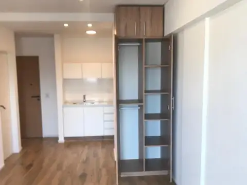 Departamento en Alquiler en San Cristobal, $ 700.000