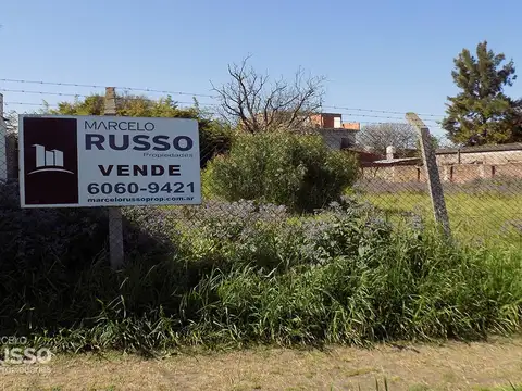 Terreno en Venta en Villa Santos Tesei, USD 60.000