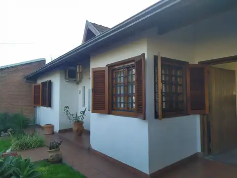Pres. Juan Domigo Peron 2000