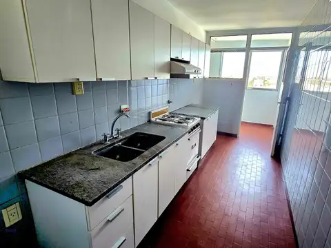 Departamento 10 ambientes con 3 baños