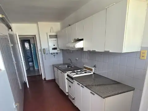 Departamento en Alquiler en Zona Centro, $ 900.000