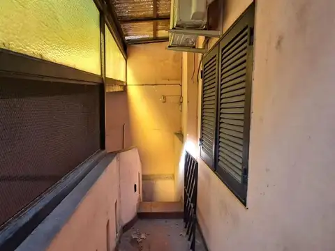 Depto Tipo Casa en Venta 45 años
