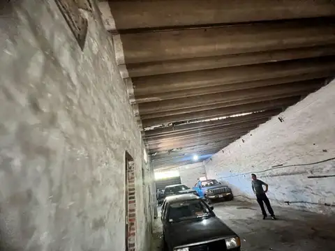 Galpon en Venta en El Palomar, USD 115.000