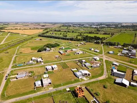 Lote 300 m2 en barrio Palo Alto - Pueblo Esther.