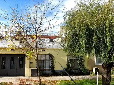 AMERICANA 2 PLANTAS 4 DORM GALERIA GARAGE