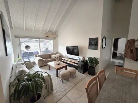 Departamento en Venta en Jardines De San Isidro, USD 265.000