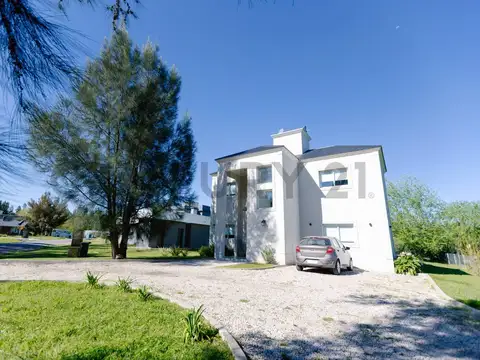 Casa en Venta en Coronel Brandsen, USD 210.000