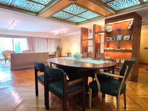 Departamento en Venta de 5 ambientes