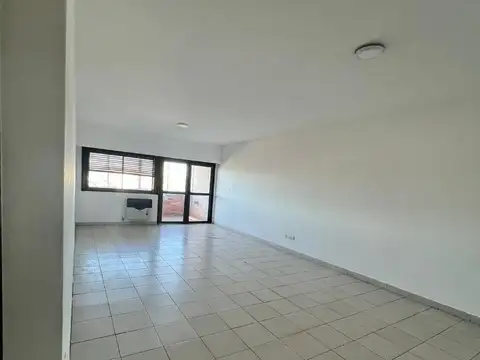 Departamento en Alquiler de 4 ambientes