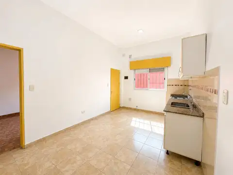 Depto Tipo Casa en Alquiler de 2 ambientes