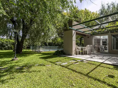 Casa en Los Troncos