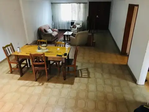 Casa en Venta en Ezpeleta Este, USD 130.000