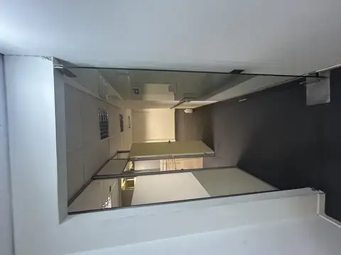 Tucumán 800, Piso 1