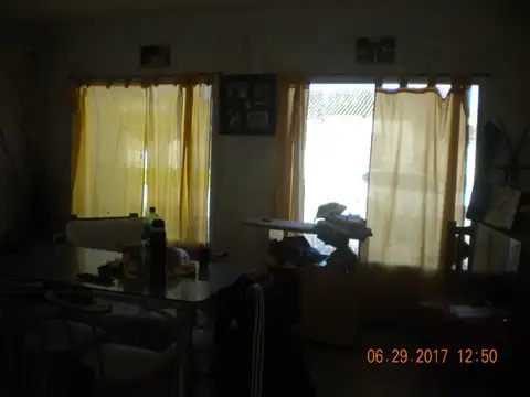 Casa 4 ambientes con 1 baño