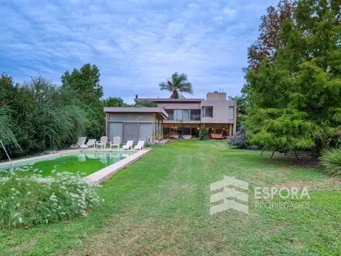 CASA 4 DORMITORIOS - FUNES HILLS CADAQUES