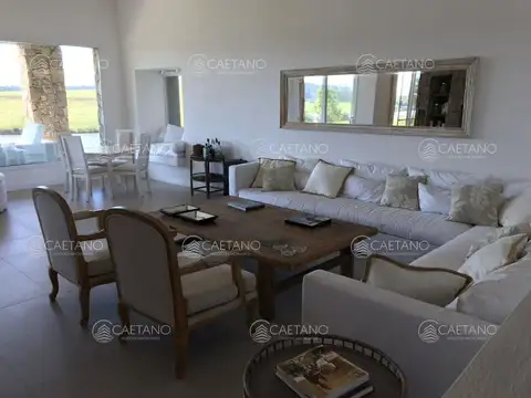Casa en Alquiler temporal 5 dormitorios Pueblo Mio