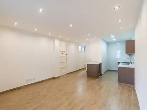 Depto Tipo Casa 2 ambientes con 2 baños
