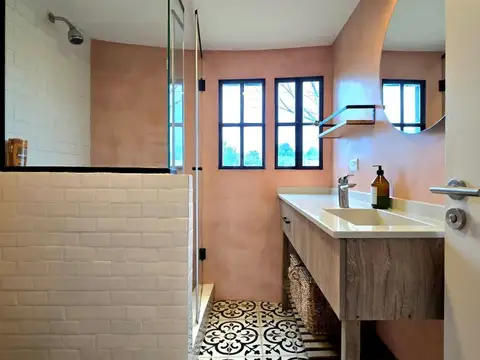 ALQUILER CASA DE DISEÑO AL GOLF - PILAR