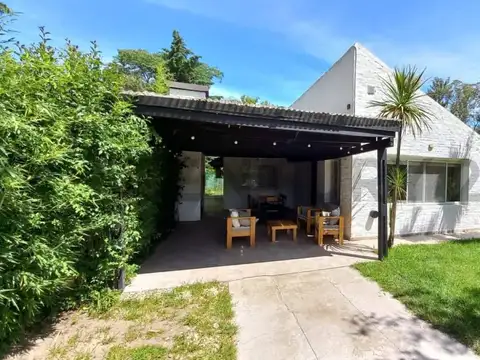 CASA  4 AMBIENTES VENTA FINANCIA LAS BRISAS, ZELAYA,PILAR