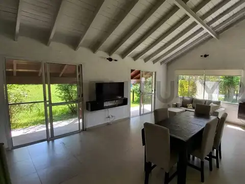 Pedro Carrion 400, Piso 381