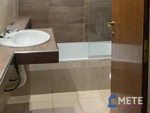 Departamento en Alquiler en Villa Luzuriaga, $ 480.000