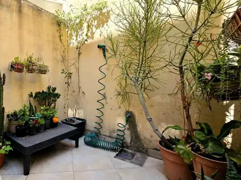 Depto Tipo Casa en Venta en Monte Castro, USD 115.000