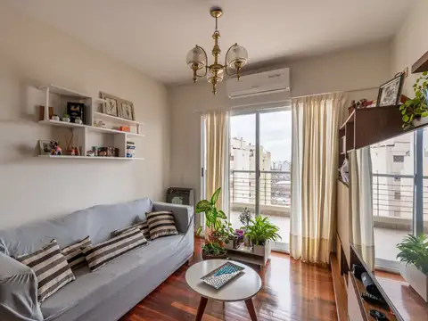 VENTA  DOS AMBIENTES EN SAN JUAN 3200.CON COCHERA