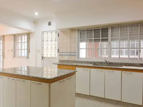 Depto Tipo Casa en Venta 15 años