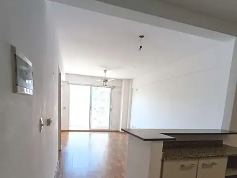 Departamento en Alquiler en Parque Centenario, $ 630.000