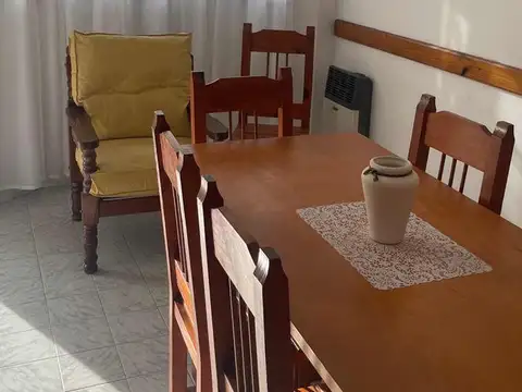 Departamento 4 ambientes con 2 baños