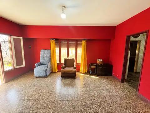 Casa con local en venta en San Fernando