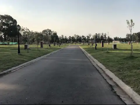 Terreno en Venta en Presidente Derqui, USD 40.000