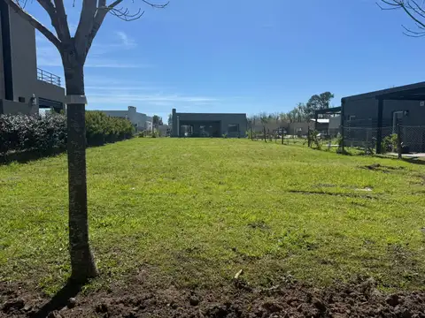 Terreno en Venta en Presidente Derqui, USD 40.000